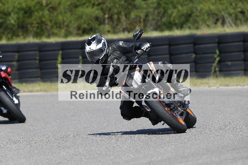 Archiv-2025/48 25.08.2025 Cornu Master School ADR/gruen-vert/109